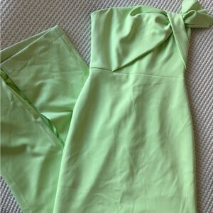 BLACK HALO DIVINA GOWN NWOT Strapless Green